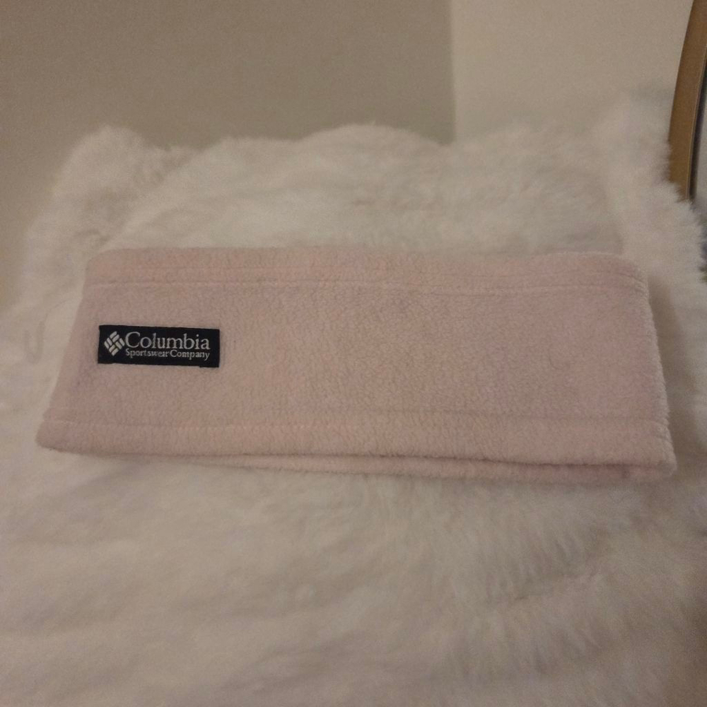 Columbia light pink sportswear winter soft headband